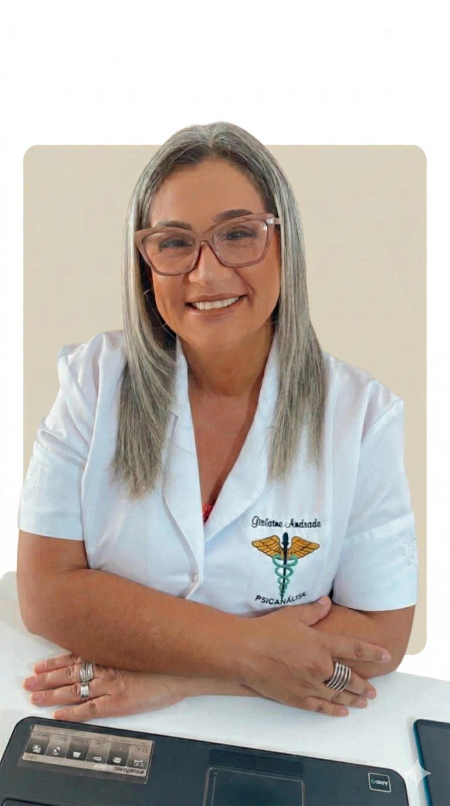 Gislaine Andrade - Psicanalista e Terapeuta